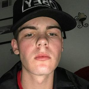 Meet your Posher, Clout